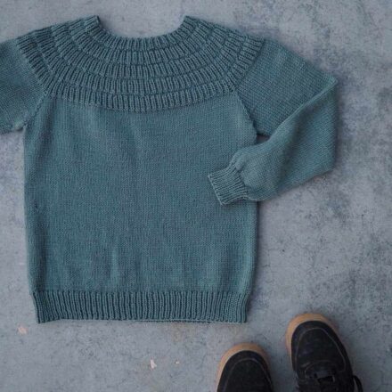 PetiteKnit Anker's Sweater Junior wzór dziewiarski