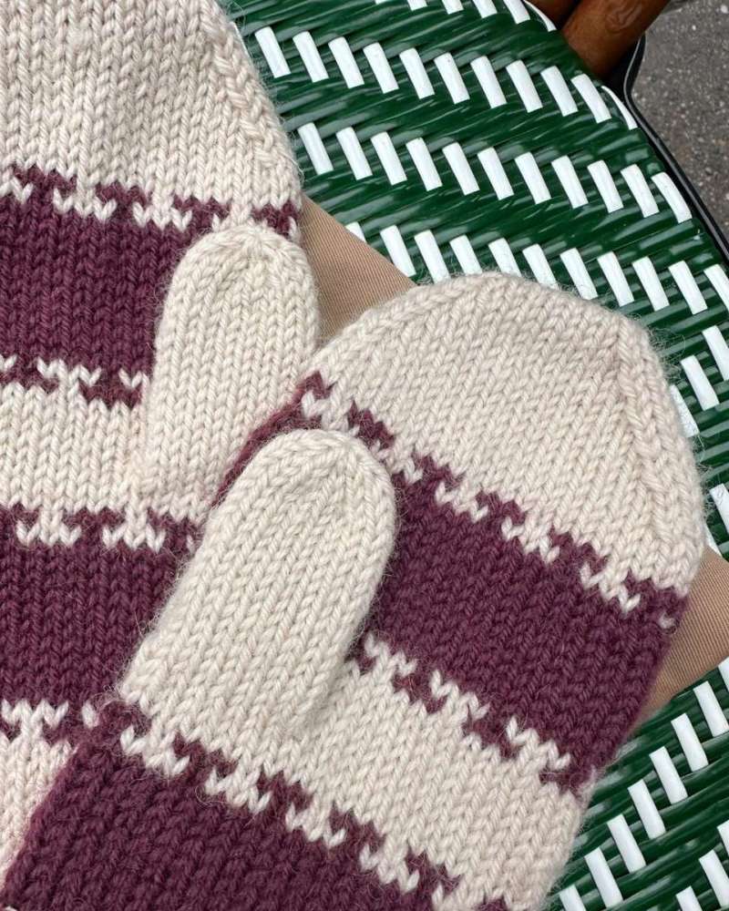 PetiteKnit Key Mittens wzór dziewiarski