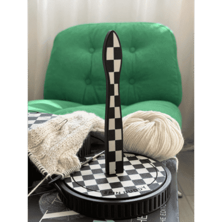 The Knitting Box Spin Buddy Szach-mat