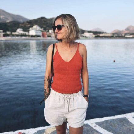 Top SUMMER wzór z włóczką