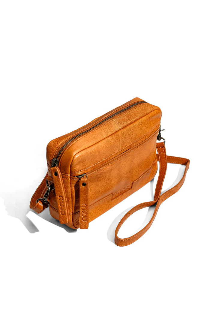 Torba skórzana na pasku Sandnext marka Muud